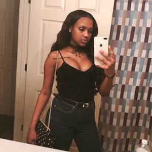 Meet your Posher, Quaniece